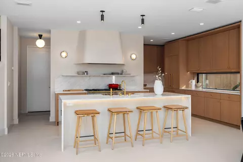 Kitchen - 1475 Ocean Blvd, Atlantic Beach, FL 32233 photo 1 of 10