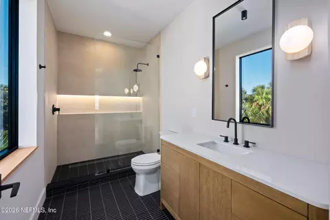 Bath - 1475 Ocean Blvd, Atlantic Beach, FL 32233 photo 13 of 14