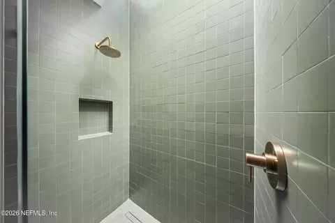 Bath - 1475 Ocean Blvd, Atlantic Beach, FL 32233 photo 11 of 14