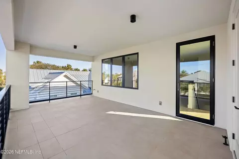 Exterior - 1475 Ocean Blvd, Atlantic Beach, FL 32233 photo 3 of 9