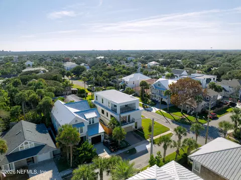 View/Area - 1475 Ocean Blvd, Atlantic Beach, FL 32233 photo 4 of 9