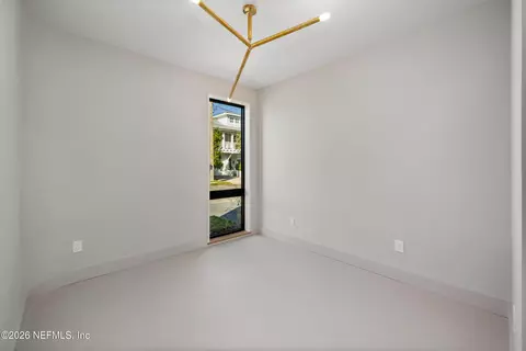 Bedroom - 1475 Ocean Blvd, Atlantic Beach, FL 32233 photo 5 of 10