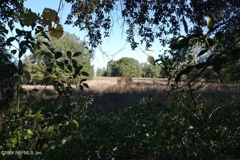 525 Raulerson Rd, Seville, FL 32190