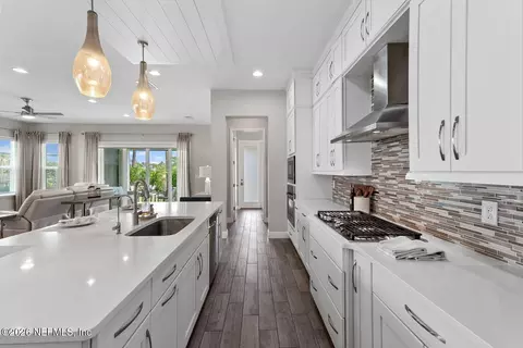 Kitchen - 69 Rum Runner Way, Saint Johns, FL 32259 photo 6 of 6
