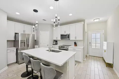 Kitchen - 32 Fieldfare Ln, Saint Augustine, FL 32092 photo 2 of 3