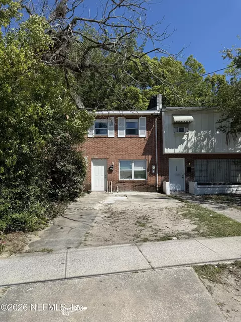 7047 Ken Knight Dr E, Jacksonville, FL 32209