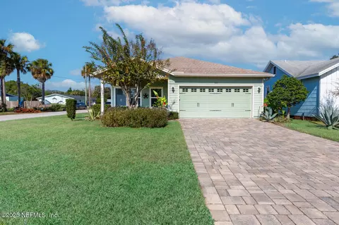 305 N 9th St, Jacksonville Beach, FL 32250