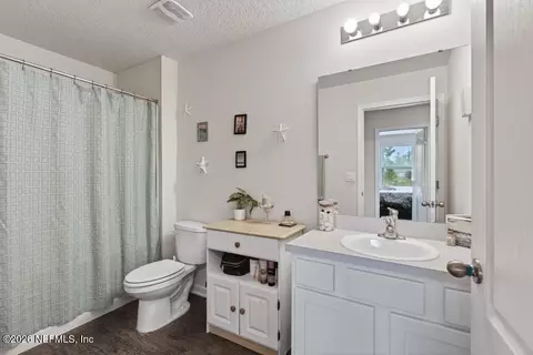 Bath - 70144 Roseapple Ct, Yulee, FL 32097 photo 2 of 2