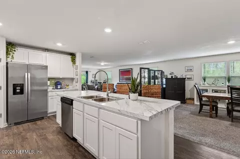 Kitchen - 70144 Roseapple Ct, Yulee, FL 32097 photo 2 of 2
