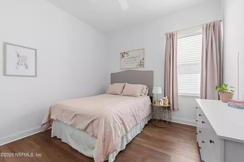 Bedroom - 294 Sawgrass Dr, Yulee, FL 32097 photo 4 of 5
