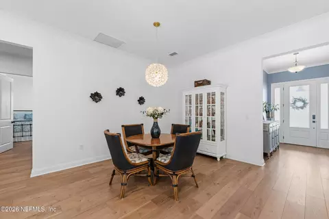 Dining - 294 Sawgrass Dr, Yulee, FL 32097 photo 1 of 1