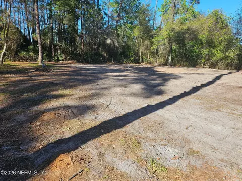 396 Stokes Landing Rd, Palatka, FL 32177