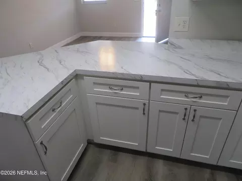 Kitchen - 538 Boykins Ln, Baldwin, FL 32234 photo 2 of 2