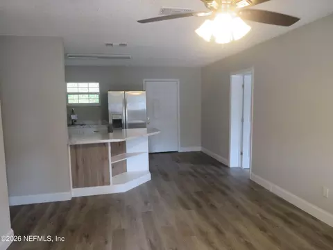 Living - 538 Boykins Ln, Baldwin, FL 32234 photo 1 of 3