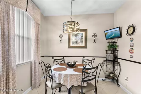 Dining - 1343 Castle Pines Cir, Saint Augustine, FL 32092 photo 2 of 2