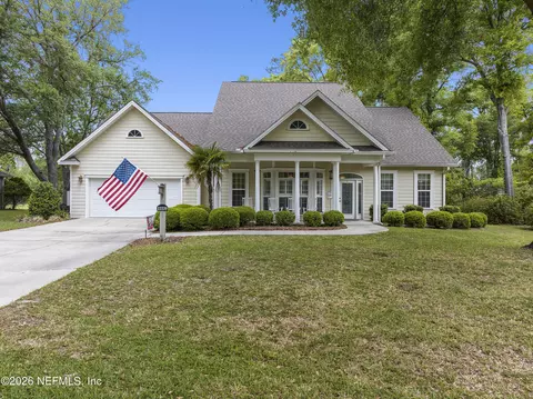 23339 Meadowview Dr, Live Oak, FL 32064