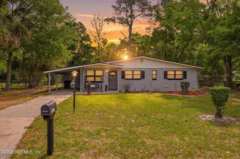 4819 Daughtry Blvd E, Jacksonville, FL 32210