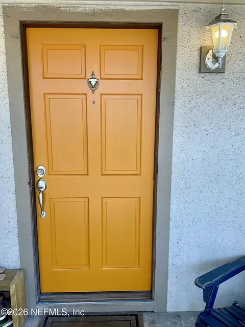 120 Beach Ave, Atlantic Beach, FL 32233