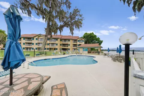 99 Broad River Pl #2107, Welaka, FL 32193