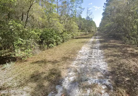 212 Hazel Ave, Georgetown, FL 32139 photo 3
