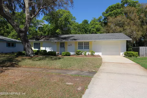 402 Casuarina Cir, Saint Augustine, FL 32086