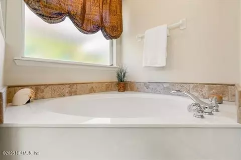 Bath - 608 Copperhead Cir, Saint Augustine, FL 32092 photo 3 of 4