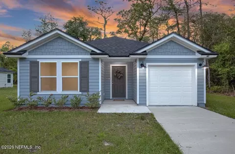 407 Rustic Rd, Satsuma, FL 32189