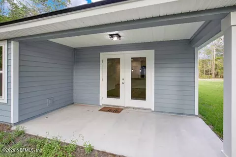 Exterior - 407 Rustic Rd, Satsuma, FL 32189 photo 3 of 3