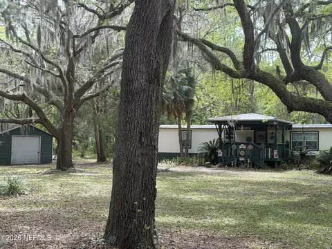 85045 Lonnie Crews Rd, Fernandina Beach, FL 32034