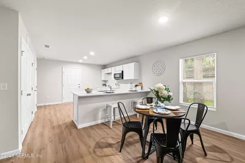 Dining - 231 W 39th St, Jacksonville, FL 32206 photo 1 of 1