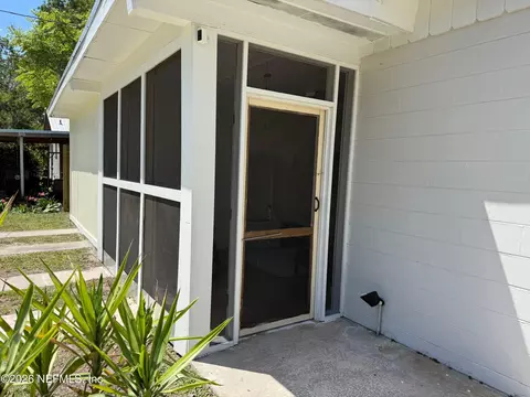 Exterior - 1135 Neil Ct, Starke, FL 32091 photo 2 of 11