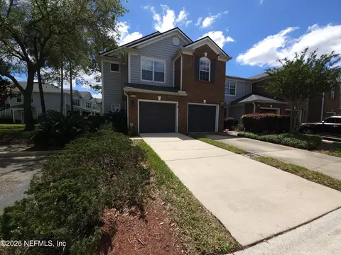 13366 Stone Pond Dr, Jacksonville, FL 32224