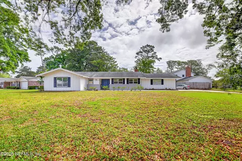 7843 Holiday Rd S, Jacksonville, FL 32216
