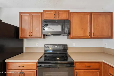 Kitchen - 86648 Cartesian Pointe Dr, Yulee, FL 32097 photo 4 of 4