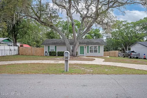 430 SW Jasmine Ave, Keystone Heights, FL 32656