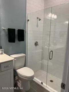 Bath - 405 Rum Runner Way, Saint Johns, FL 32259 photo 1 of 4