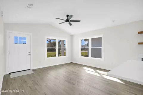 Living - 4705 Avenue B, Saint Augustine, FL 32095 photo 2 of 3