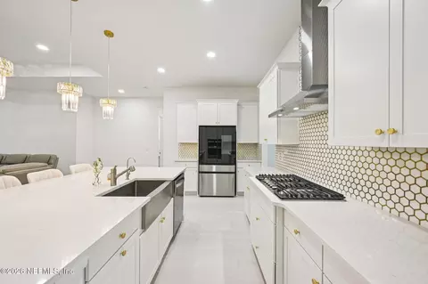 Kitchen - 271 Holly Landing Way, Saint Augustine, FL 32092 photo 4 of 4