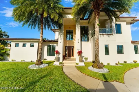 2355 N Riverside Dr, Melbourne, FL 32903