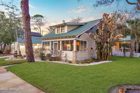 Exterior - 28 E Park Ave, Saint Augustine, FL 32084 photo 15 of 18