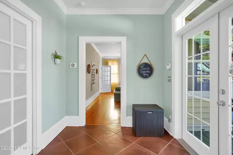 Entry Way - 28 E Park Ave, Saint Augustine, FL 32084 photo 4 of 8