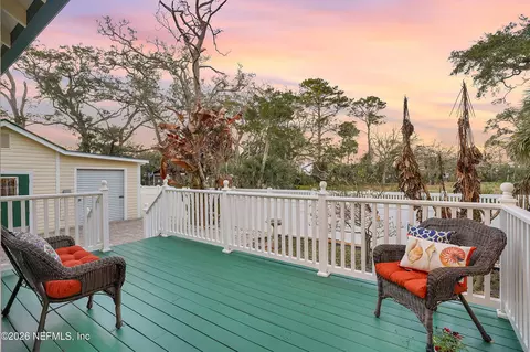 Exterior - 28 E Park Ave, Saint Augustine, FL 32084 photo 7 of 18