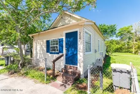 5620 Bagnal Rd, Jacksonville, FL 32205