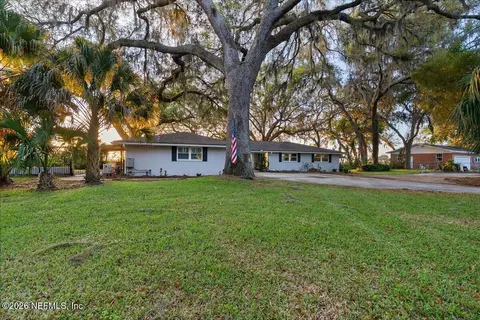 Exterior - 85316 Avant Rd, Yulee, FL 32097 photo 2 of 12