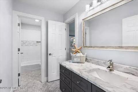 Bath - 85316 Avant Rd, Yulee, FL 32097 photo 3 of 5