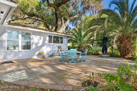 Exterior - 85316 Avant Rd, Yulee, FL 32097 photo 6 of 12