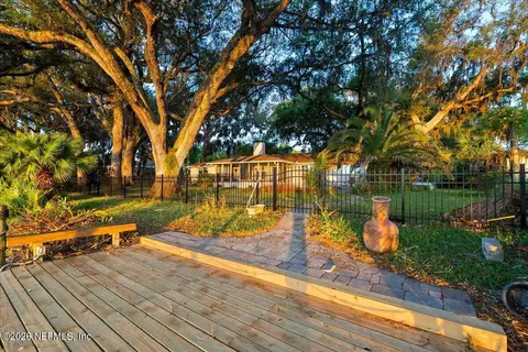 Exterior - 85316 Avant Rd, Yulee, FL 32097 photo 9 of 12