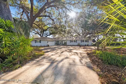 Exterior - 85316 Avant Rd, Yulee, FL 32097 photo 1 of 12