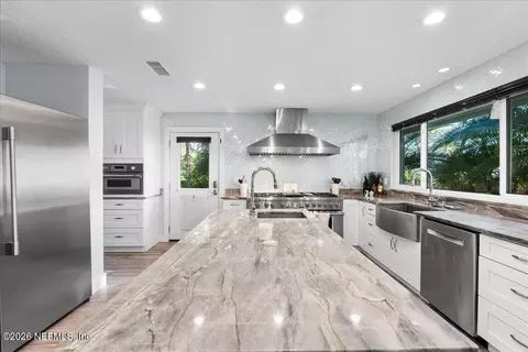 Kitchen - 85316 Avant Rd, Yulee, FL 32097 photo 1 of 4