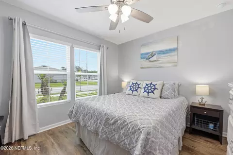 Bedroom - 571 Morgans Treasure Rd, Saint Augustine, FL 32084 photo 6 of 8